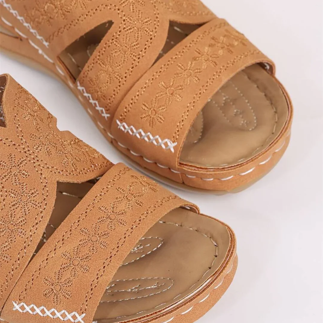 Mules Tiva — Broderie douce