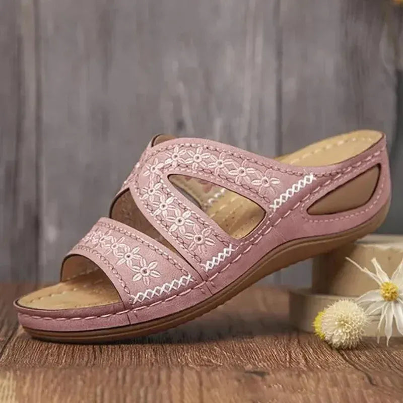 Mules Tiva — Broderie douce
